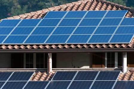 Painéis solares.