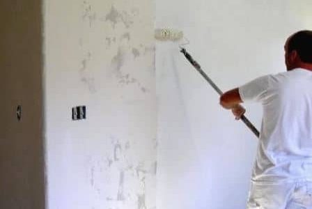 Pintura com rolo.