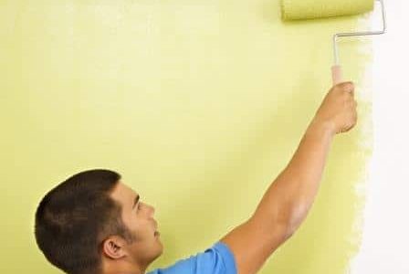 Pintura com rolo.