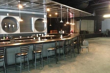 Remodelação de restaurante em centro comercial.